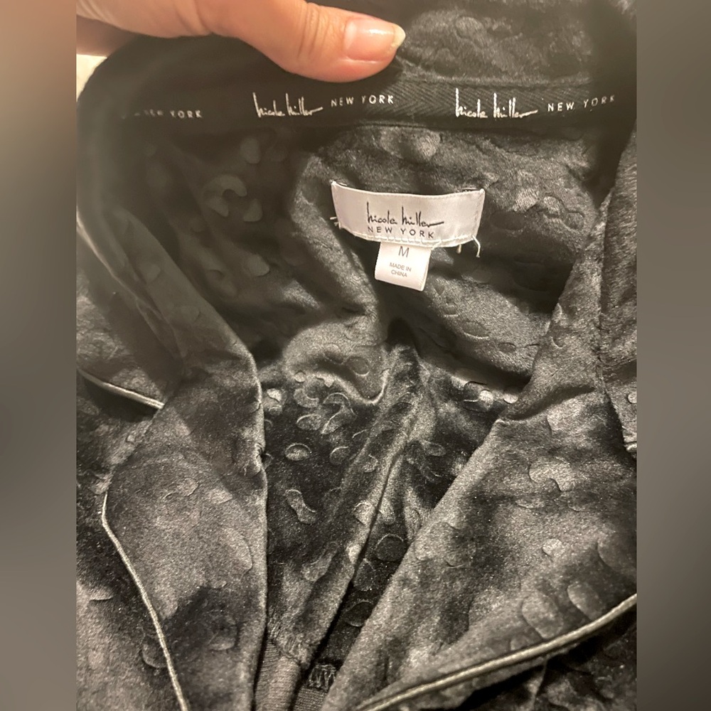 Nicole Miller Black Leopard Pajama Set😴 New-Never Worn; M